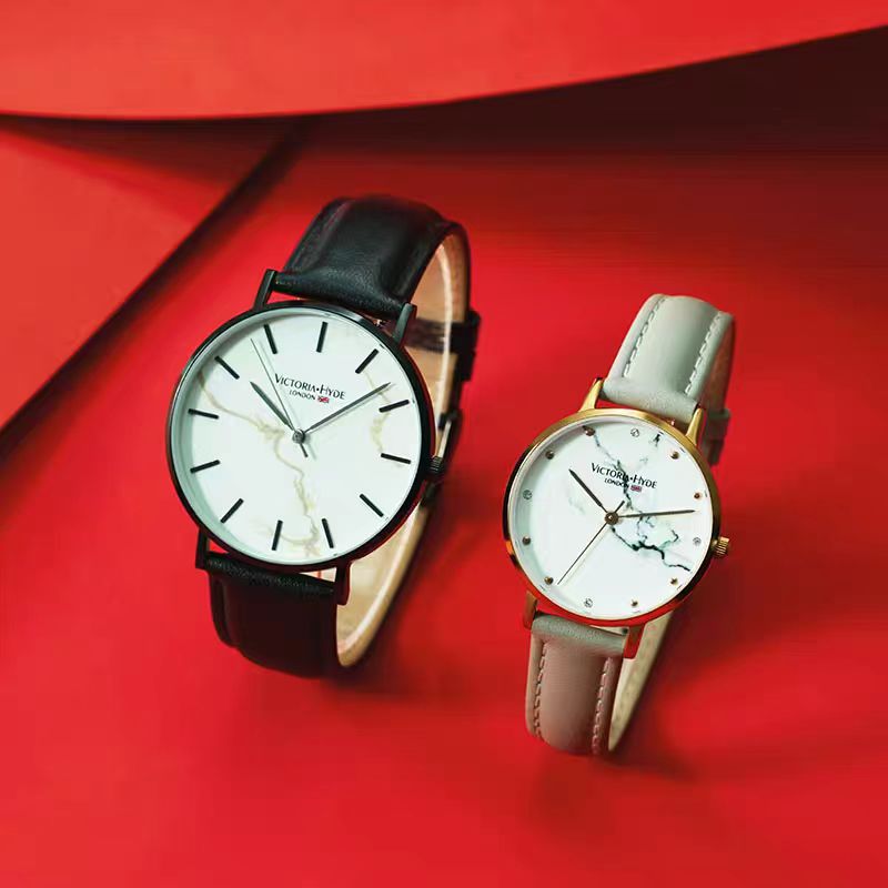 [【Original design, 2-year warranty】 VICTORIA HYDE London Couple Watches Women's Fashion Leather Belt Quartz Watch Men's Watch Waterproof Watch Marble Classic Watch,[2 Years Warranty] VICTORIA HYDE London Unisex Men Watche Ultra-Thin Waterproof Watch Ladie ราคา 2,559 บาท*ส่งฟรี