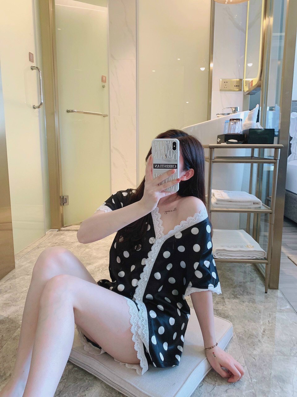 Hot bộ satin cúc cườm trơn siêu đẹp cực hot