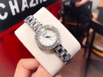 ĐỒNG HỒ NỮ DIOR DÂY THÉP CAO CẤP VIỀN ĐÍNH ĐÁ - MẶT HOA VĂN SANG TRỌNG