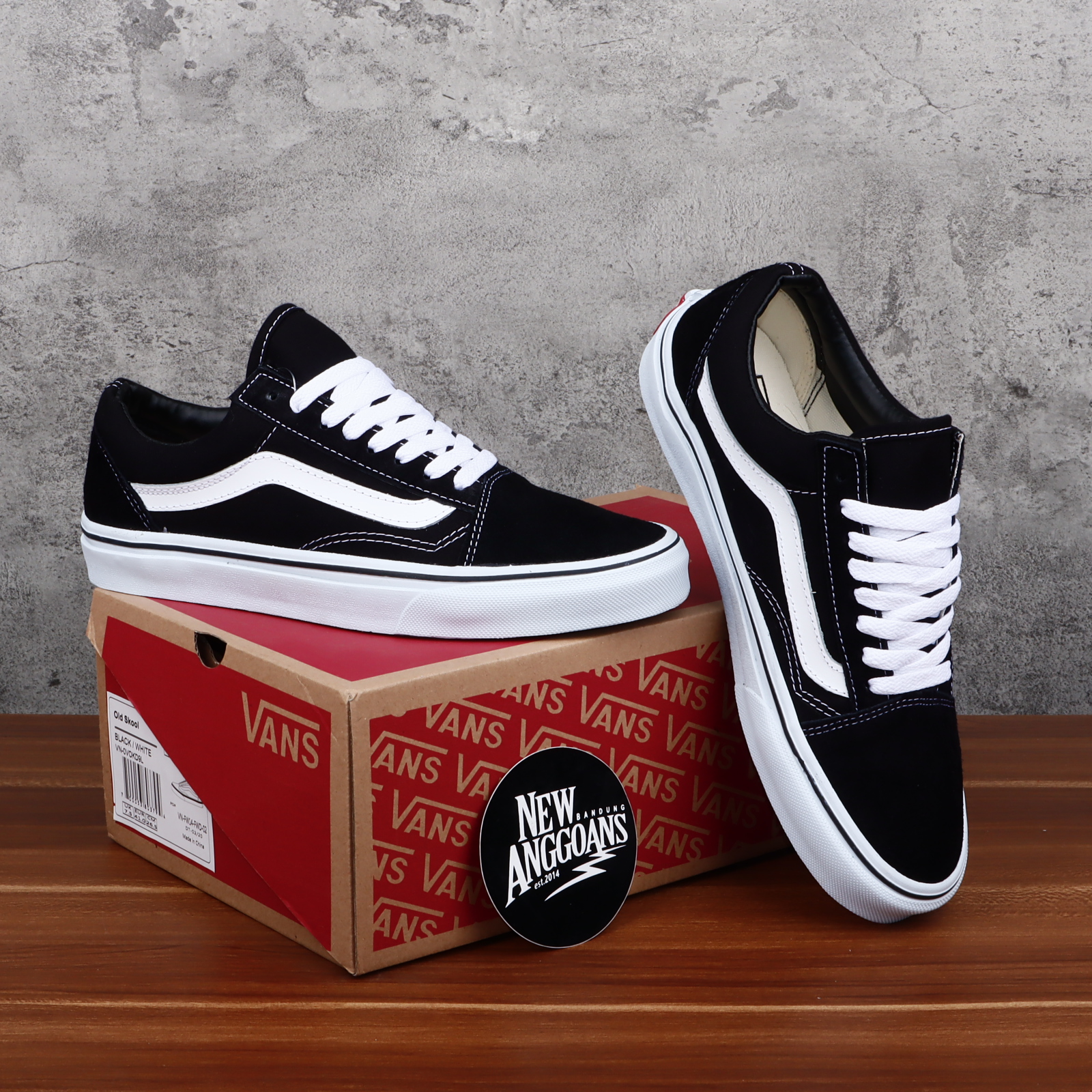 Sepatu Vans_Old School skool OG Style 36 LX Black White Hitam