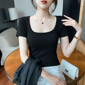 Áo thun crotop cổ vuông ngắn tay Madela Áo cổ vuông croptop dáng ôm- AT01