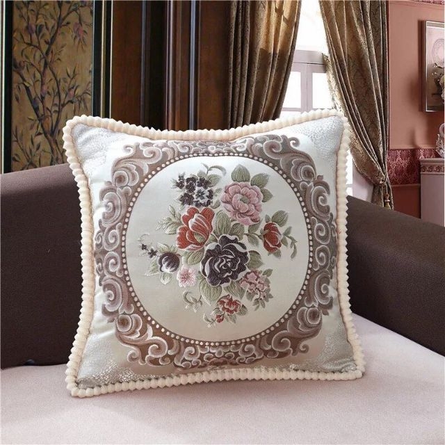 Gối tựa lưng sofa tây âu gồm cả ruột gối và vỏ áo gối