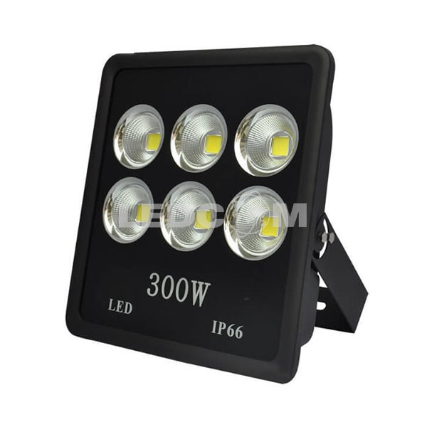 Đèn pha cốc 300W chống nước chiếu sân bóng siêu sáng