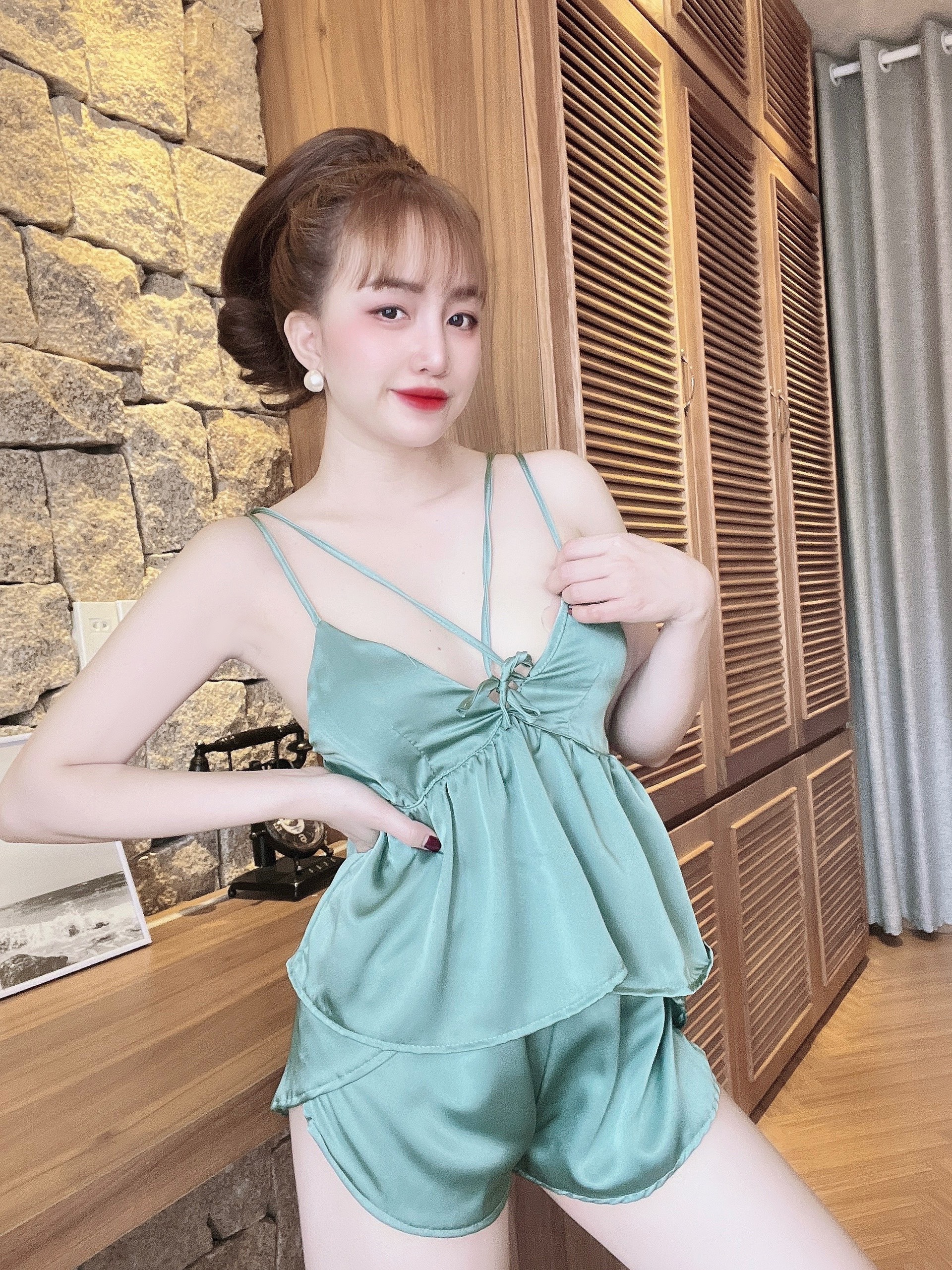 Đồ ngủ sexy nữ❣️bộ ngủ nữ lụa satin bốn dây có mút ngực size từ 40-65kg