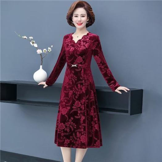 Có BigSize) Đầm Váy Nhung Đỏ Cổ Tàu Xẻ Tà Tay Dài Kết Nơ Mặc Đi Chơi Tết |  Shopee Việt Nam