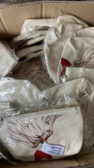 túi simili  đựng bút , đựng dụng cụ học tập như hình thanh lí ( 1 cái )