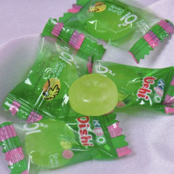 Kẹo thập cẩm Oishi hương vị trái cây nhiệt đới 1 viên nhỏ tiện dụng giao ngẫu nhiên