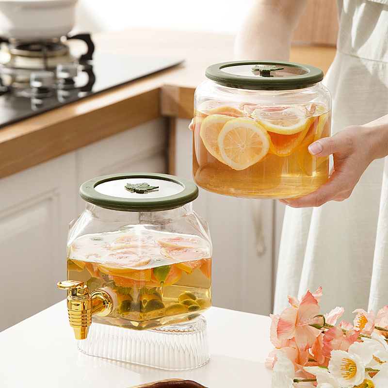 Gambar Creative Refrigerator Glass Cold Kettle with Faucet Beverage Bucket Household High Temperature Resistant Fruit Tea Juice Bucket Large Capacity