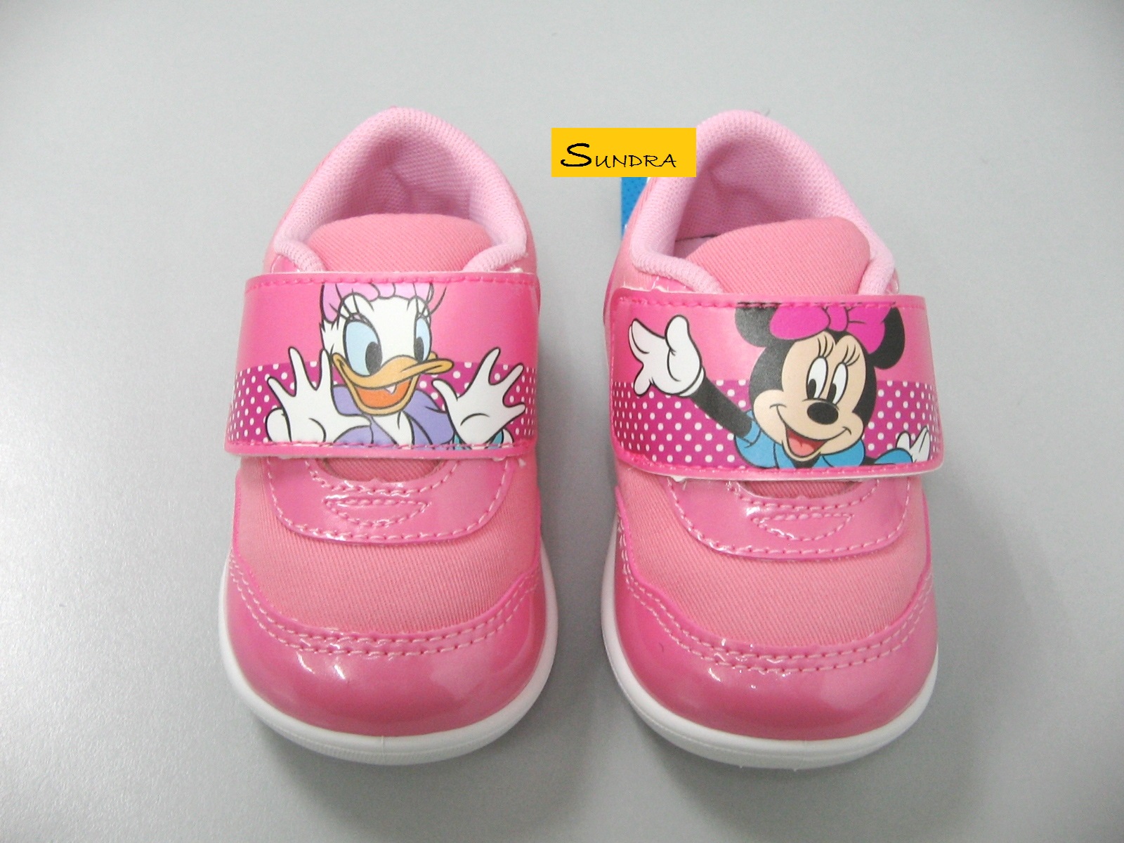 Girls minnie mouse on sale sneakers