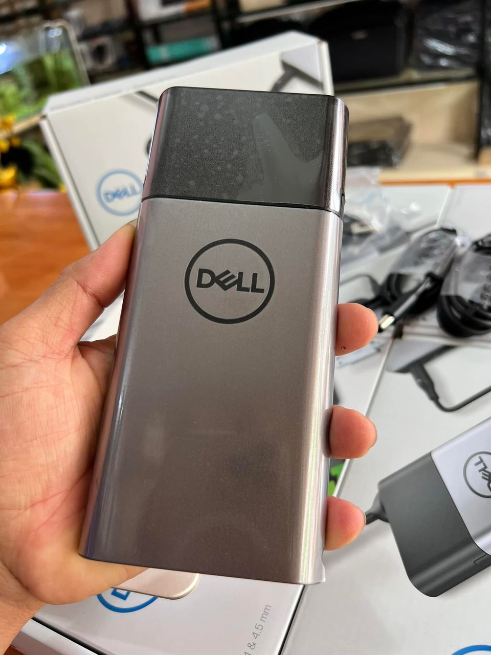 Sạc laptop dell và sạc dự phòng dell 2 trong 1 hybrid adapter + power bank ph45w17-ba