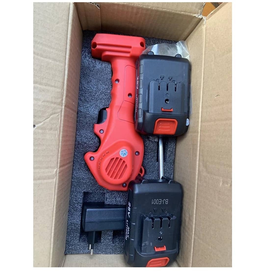 Cưa xích pin cầm tay 28V, Máy cưa xích dung pin chuẩn 5 Cell