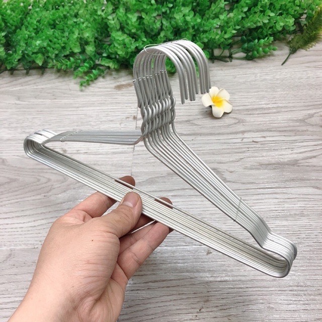 Set 10 móc nhôm treo quần áo cho bé