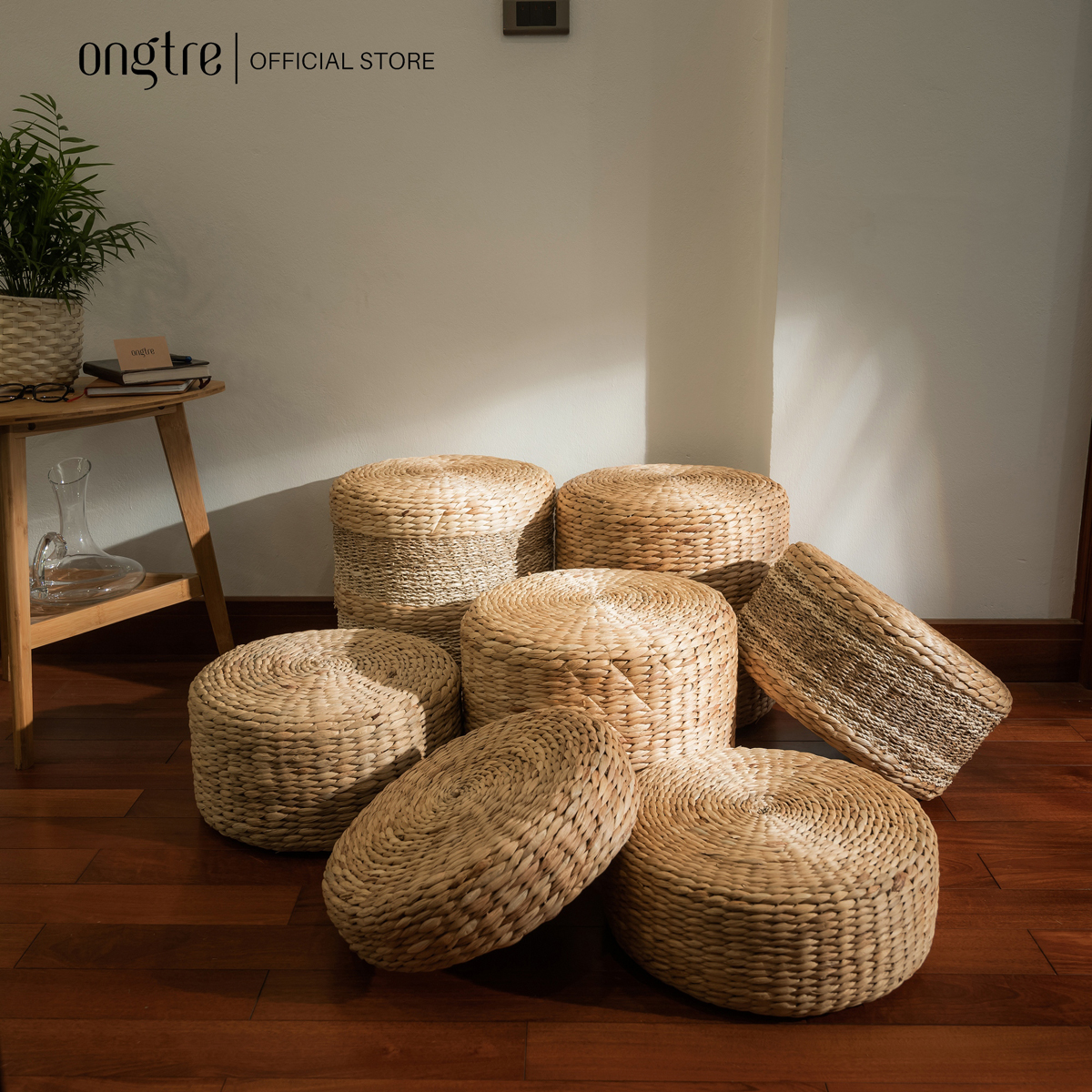 Đôn lục bình đan thủ công, Đôn bèo, đôn lục bình để ngồi, đôn decor, ghế trang trí, ghế tròn trang điểm (Hàng XK)  ongtre® (Vietnam)