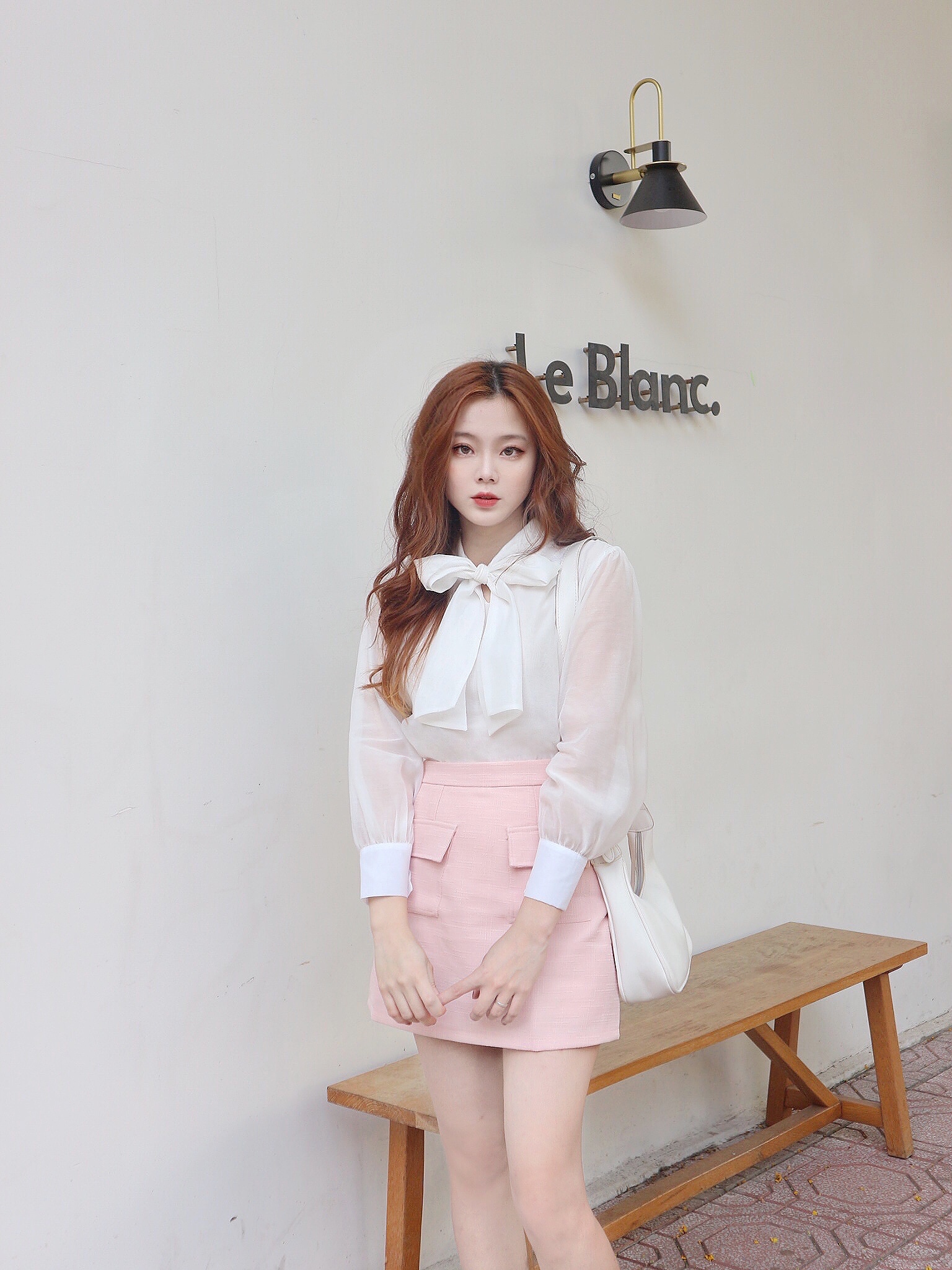 Áo wonderhouse somi cổ nơ chất tơ cali shirt