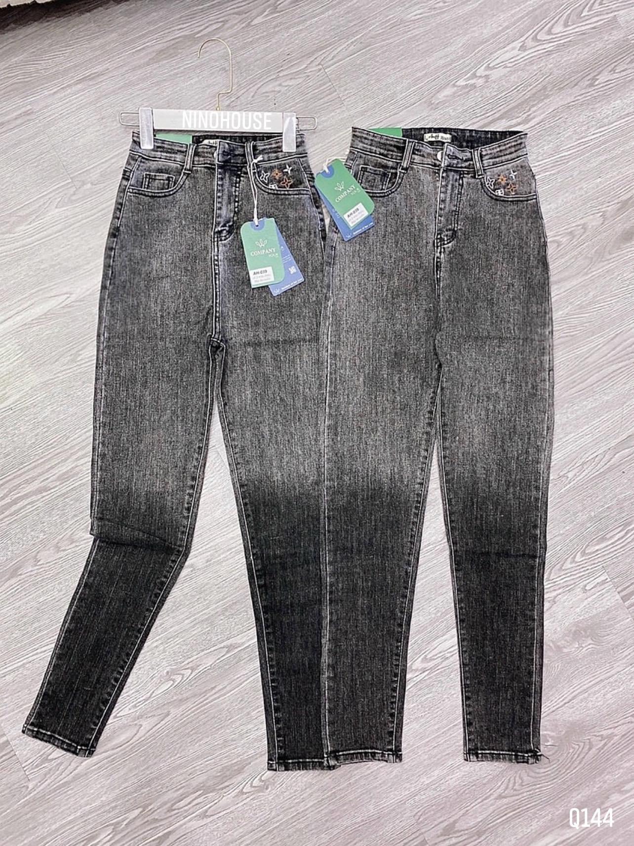 Quần jean nữ lưng cao màu xám loang trơn phối họa tiết thêu chất jean co giãn cao cấp thời trang JENNY - TCSQJNJN607