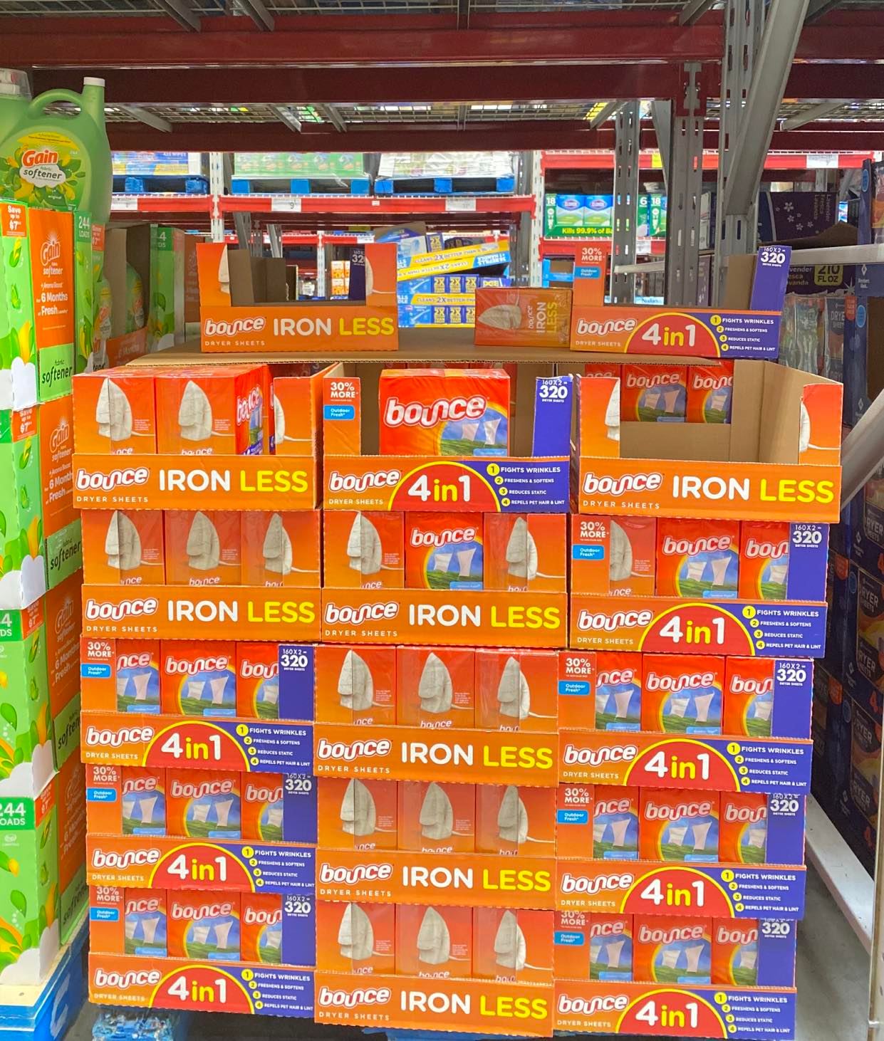 Giấy thơm quần áo Bounce hộp 320 tờ