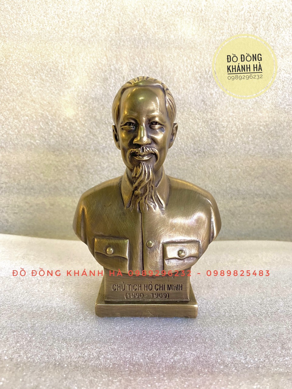 Tượng Bác Hồ bằng đồng vàng cỡ nhỏ 16cm