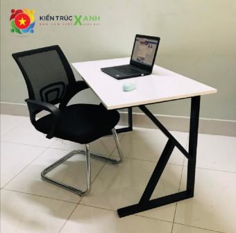 Bàn làm việc, bàn học chữ K. Kích thước 100 x 48 x 75cm. Khung sắt sơn tĩnh điện