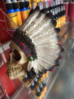 Đầu lâu trang trí phòng xăm