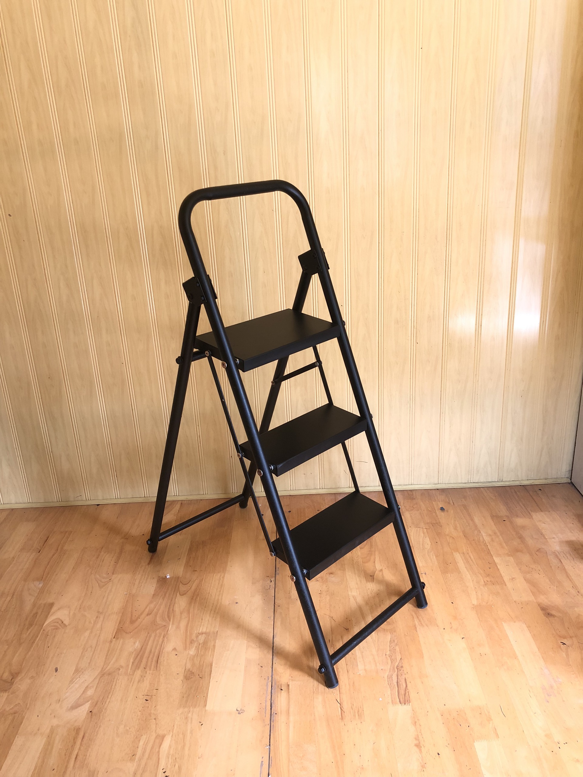 Thang ghế gấp 3 bậc nhỏ gọn- hàng việt nam