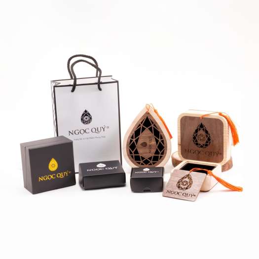 Mặt dây chuyền tỳ hưu tài lộc đá thạch anh tóc vàng 16x22mm mệnh thủy kim - Ngọc Quý Gemstones