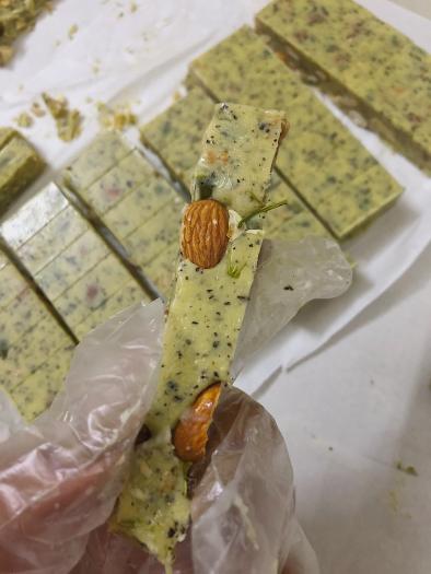 [Ít Ngọt] Nougat Trà Sữa - Kẹo Sữa Hạt tươi mỗi ngày