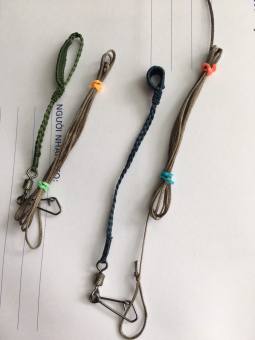 Dây xích chân chim cu gáy nuôi lồng trần