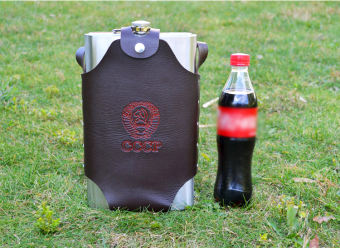 Bình inox cccp dung tích 2Lít - tặng kèm bao da + Phễu rót inox