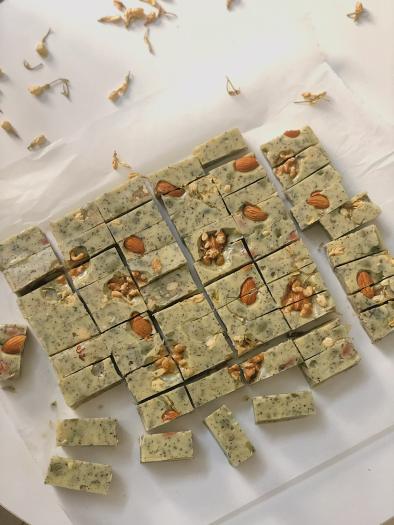 [Ít Ngọt] Nougat Trà Sữa - Kẹo Sữa Hạt tươi mỗi ngày