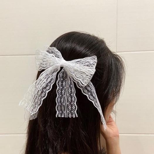 Kẹp tóc nơ màu trắng phối ren