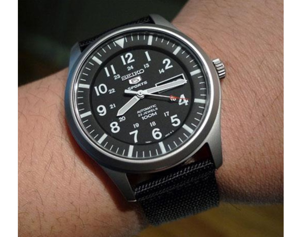 seiko 5 automatic snzg15k1