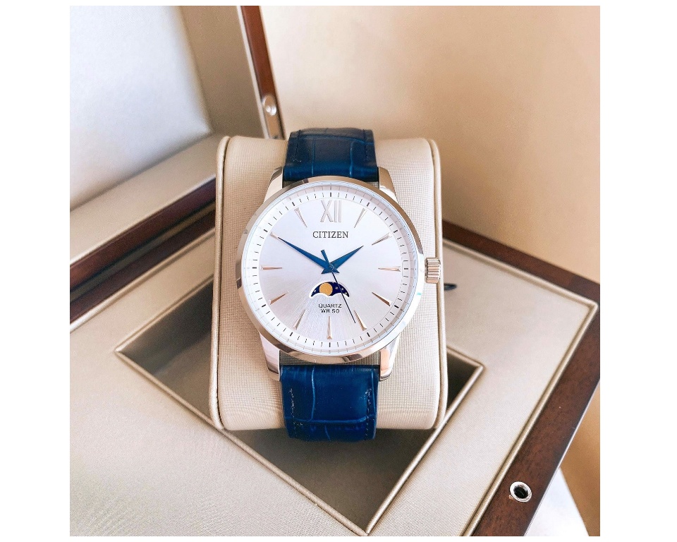 Citizen AK5000-03A Quartz Analog Moon Phase Blue Leather