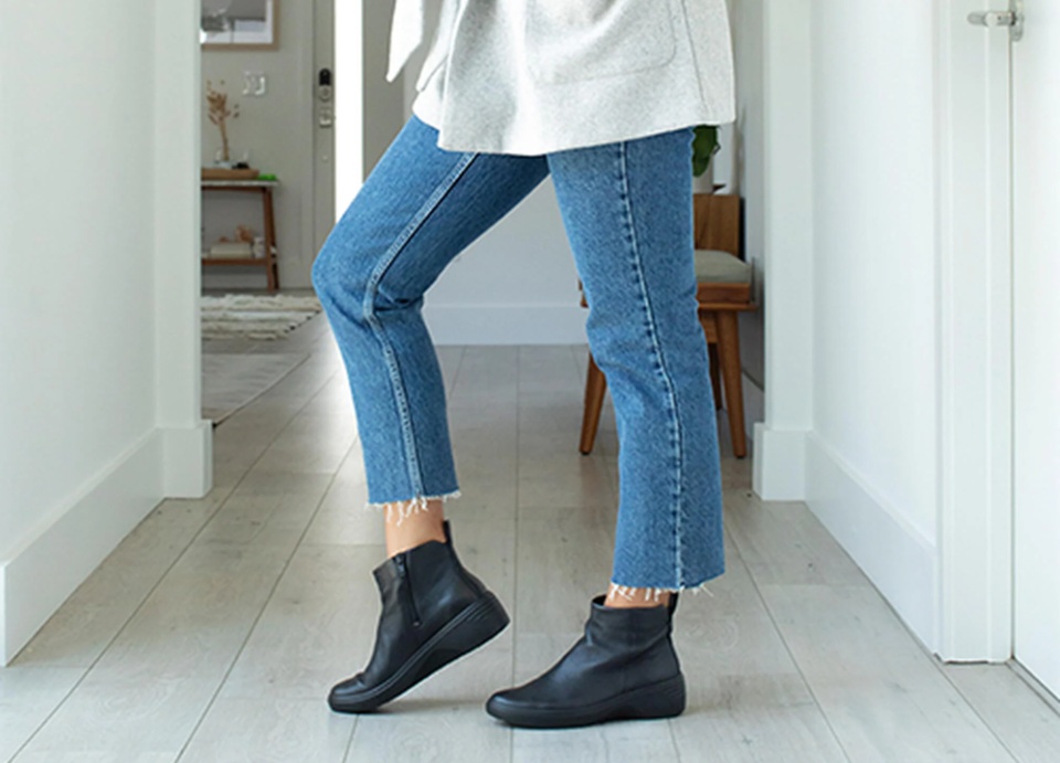 ECCO Soft 7 Wedge W - Women's Casual Boots - Black | Lazada Singapore